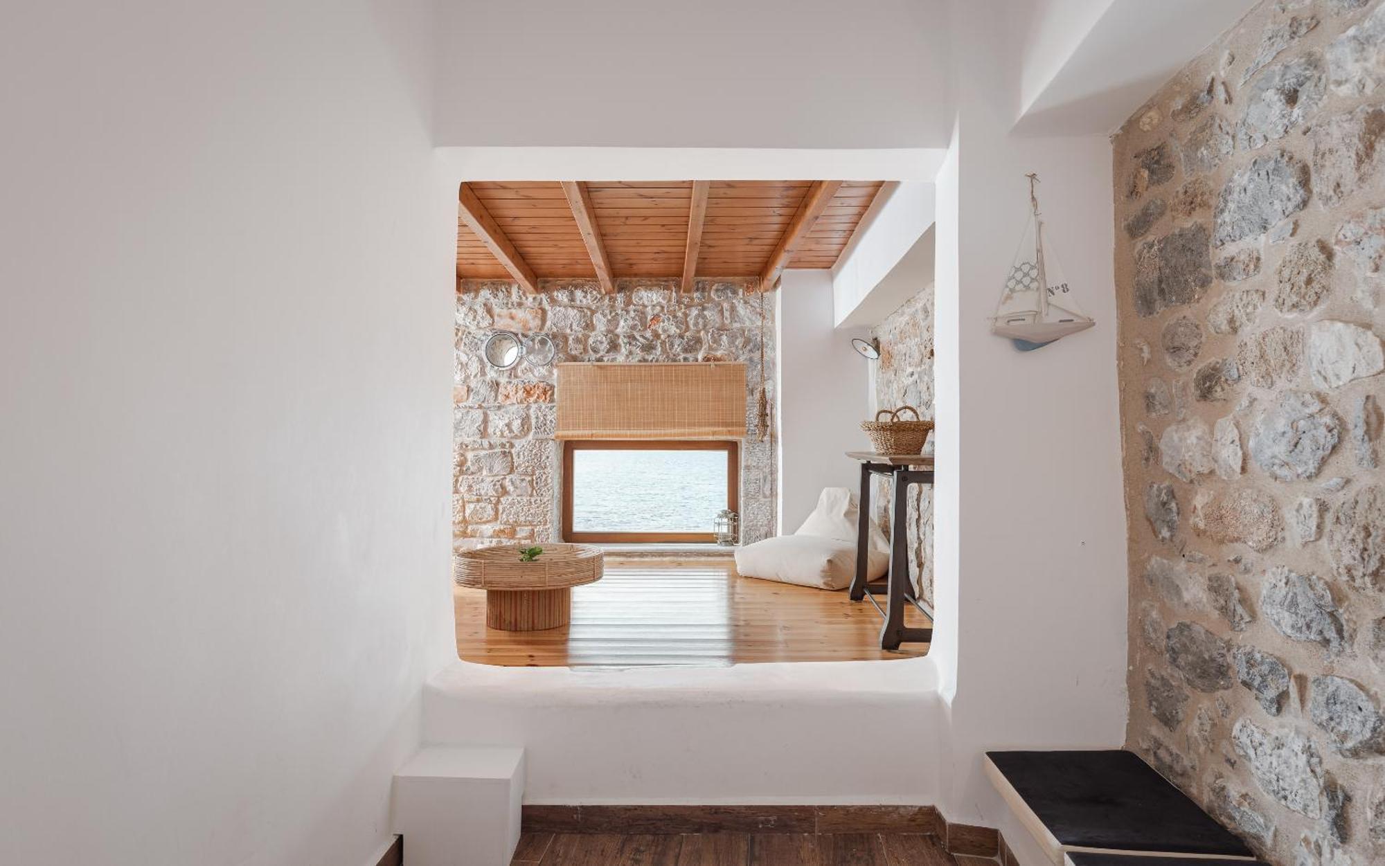 Aura Seafront Villa Néon Oítilon Exterior foto